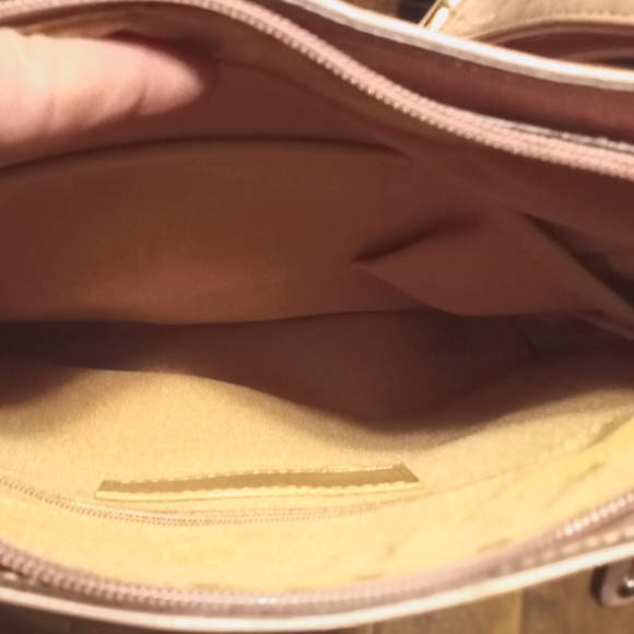 NWT Tosca Leather Crossbody - Picture 7 of 7